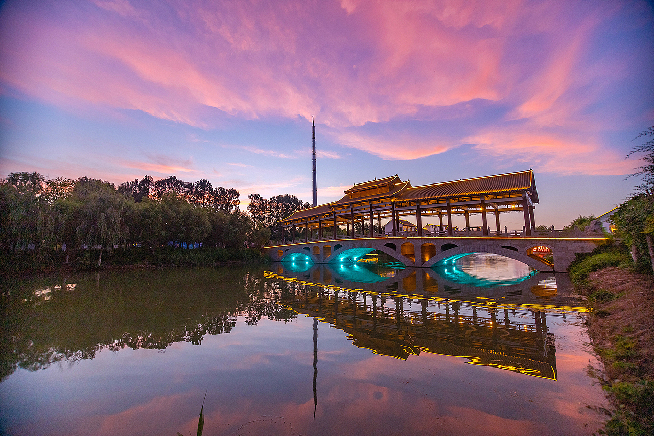 有霞飘过魏源河