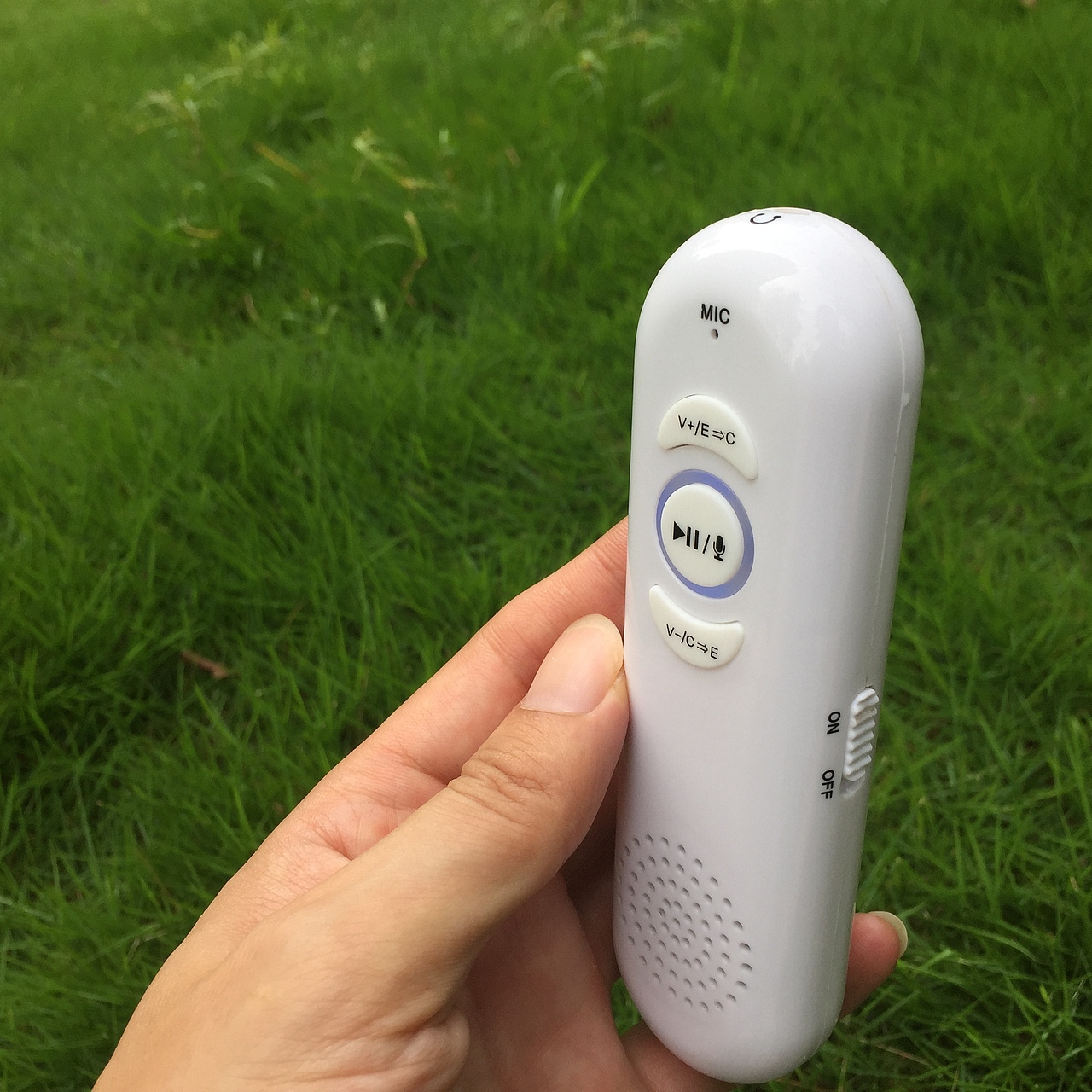 这是传说中的学英语神器千派Q8翻译机