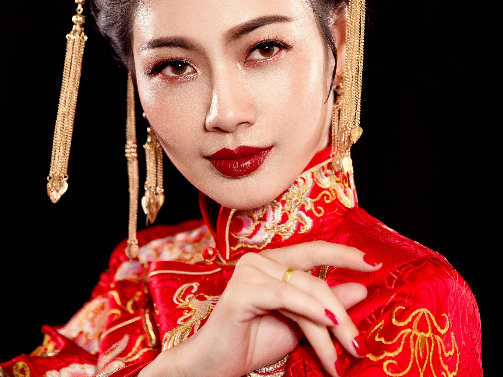 中式秀禾服Ⅰ中式嫁衣的美 经典传承 - 知乎
