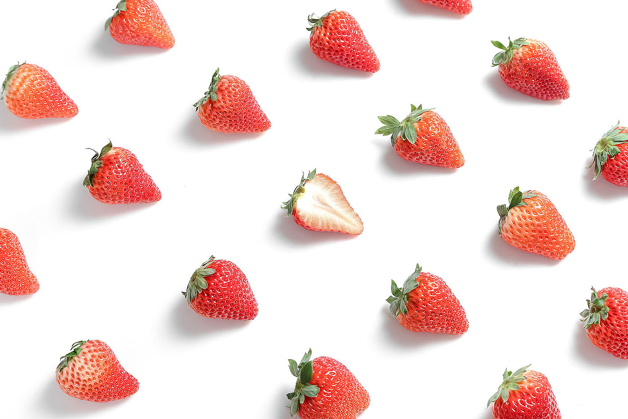 吃不起系列-红颜草莓（图ZMjc5NzAwNDM2） - 美食摄影 - 站酷设计师白子梁原创素材 - 站酷ZCOOL