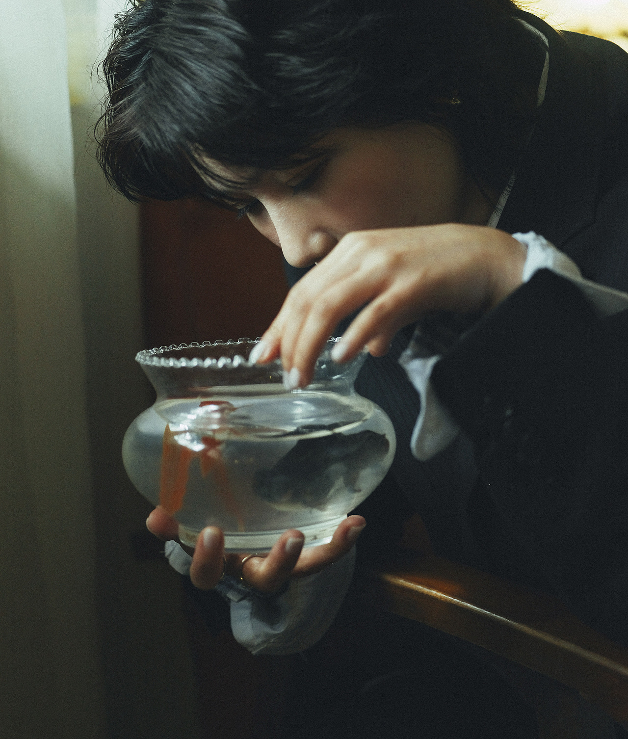 Gloomy sunday（图ZMjg5NjM1NjA4） - 人像摄影 - 站酷设计师肖肖路原创素材 - 站酷ZCOOL