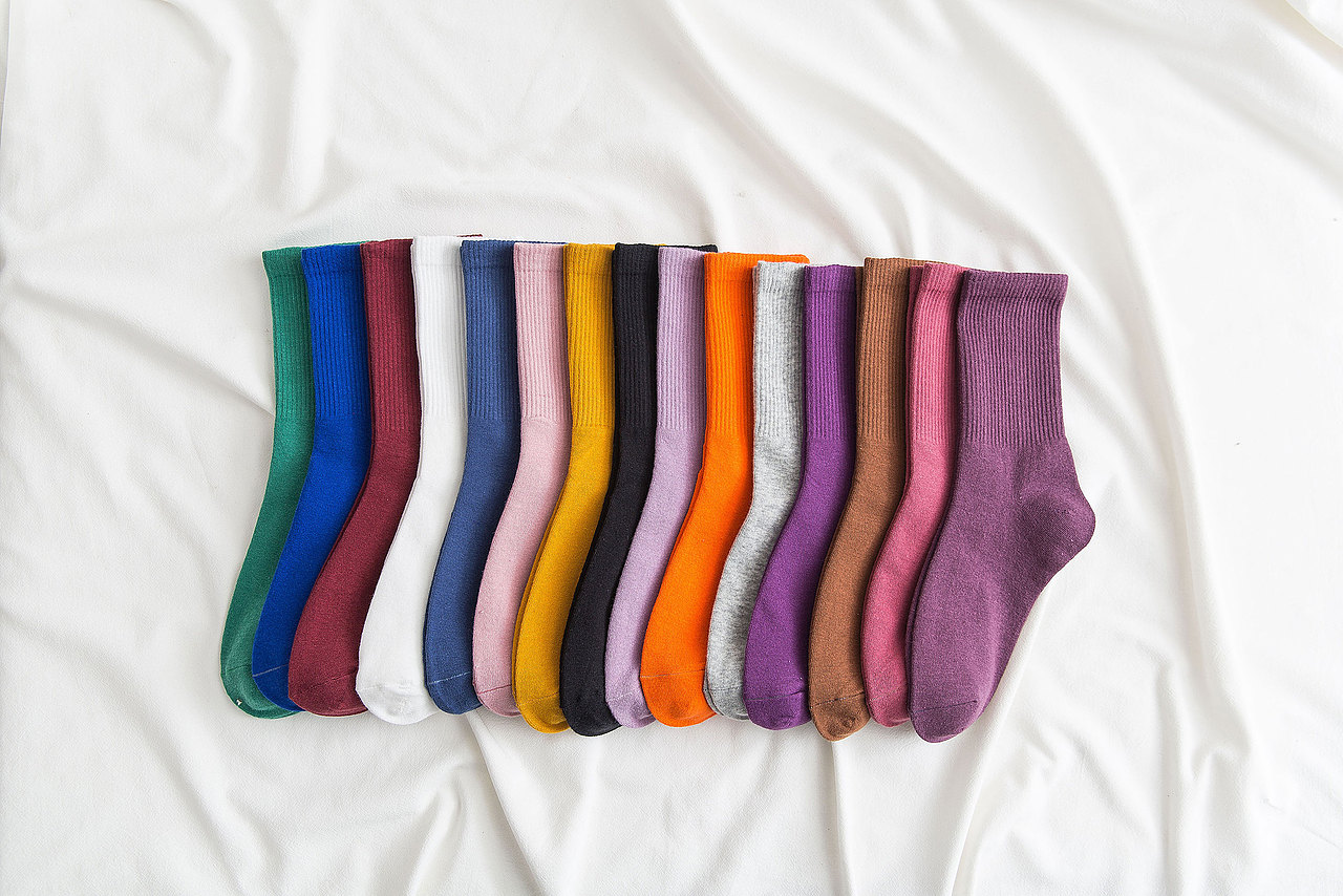 2019秋冬女袜中筒潮袜INS风袜子