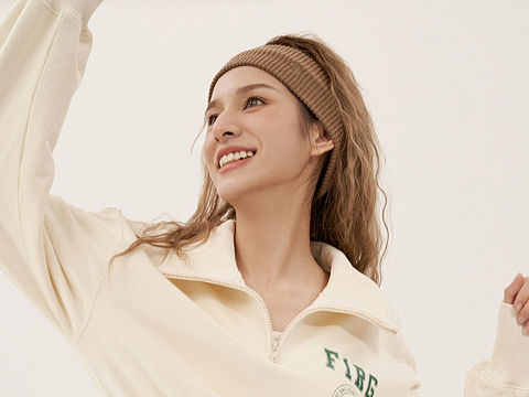 阳光休闲运动女孩长这样