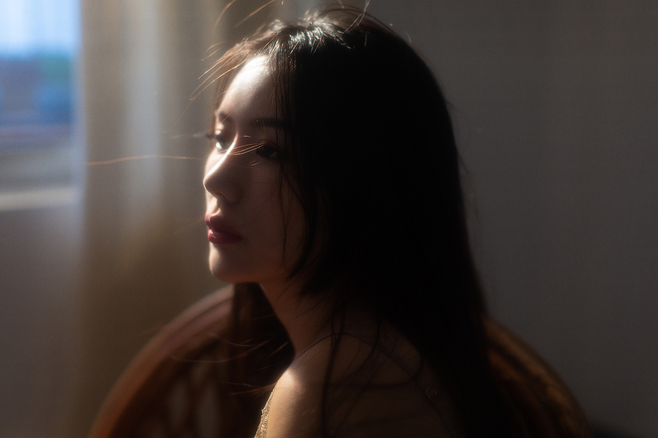 潮湿的角落（图ZMzE3OTA4MDY4） - 人像摄影 - 站酷设计师摄手座DA原创素材 - 站酷ZCOOL