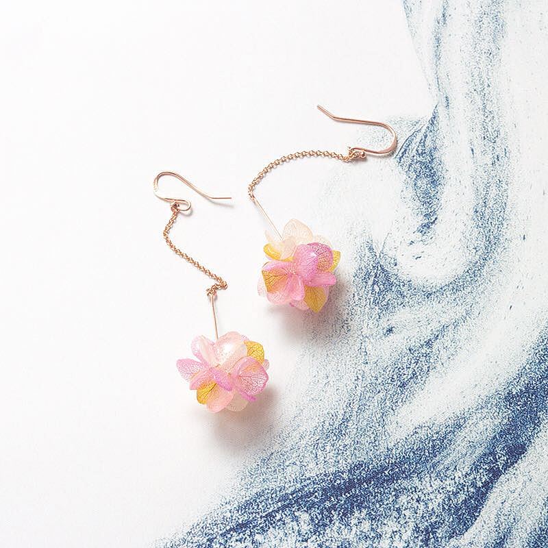 绣球花首饰（图ZOTA4NTIyNzY=） - 首饰设计 - 站酷设计师jakyri原创素材 - 站酷ZCOOL