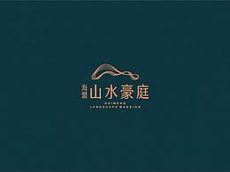 墨绿色
