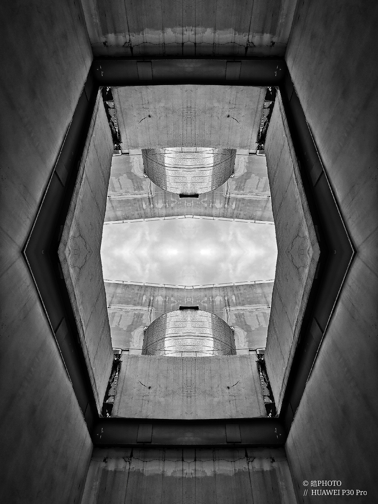 对称之美（附原图）（图ZMTU4NDk3OTA4） - 其他摄影 - 站酷设计师samchoi原创素材 - 站酷ZCOOL