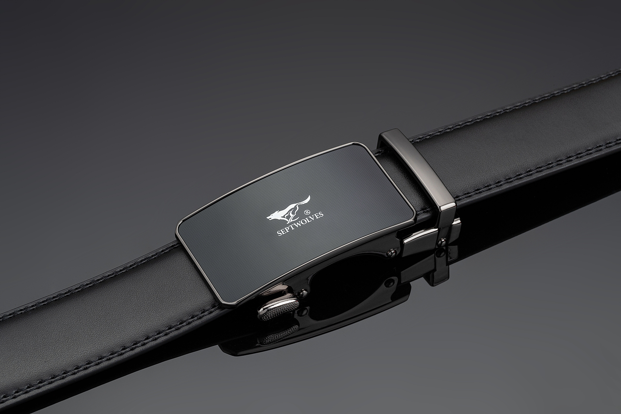 七匹狼 皮带拍摄（图ZMjYzMjQwODA0） - 产品摄影 - 站酷设计师简影广告原创素材 - 站酷ZCOOL