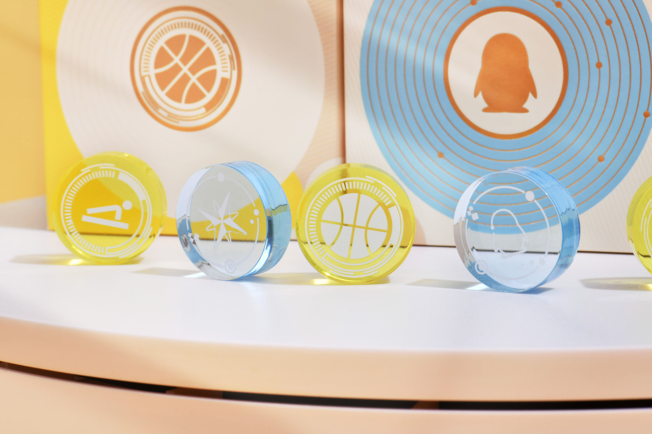 “中秋团圆夜，臻礼映明月——[腾讯]中秋礼盒”（图ZMzc5ODM3NzQ0） - 产品摄影 - 站酷设计师天空上有云原创素材 - 站酷ZCOOL