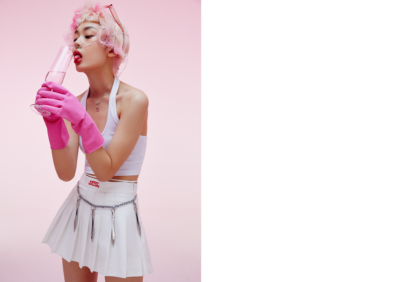 服装拍摄 关于夏天的粉色调拍摄（图ZMjk3MDMyMDEy） - 时尚/艺术摄影 - 站酷设计师梅见风mads原创素材 - 站酷ZCOOL