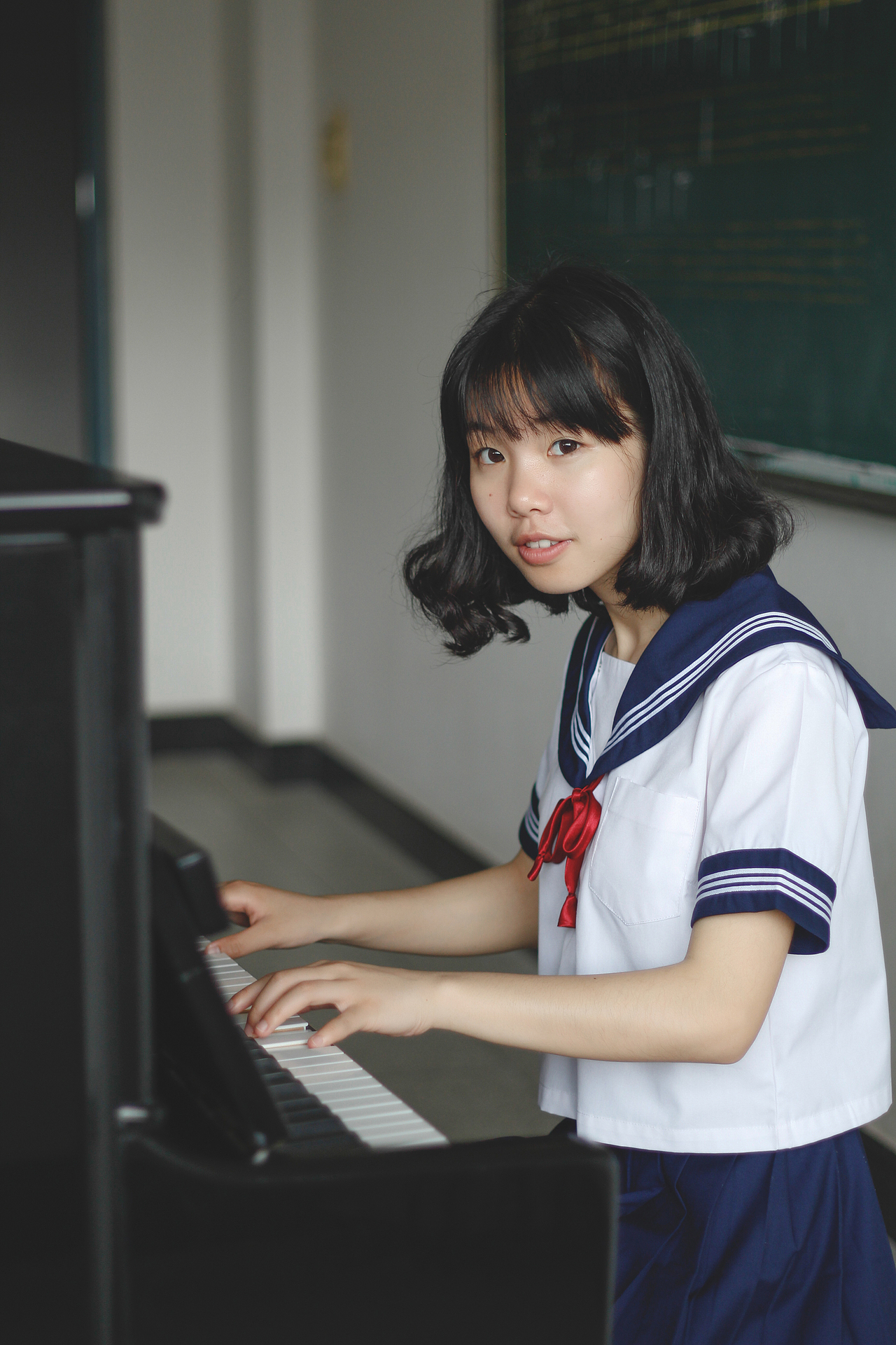 十七八岁的姑娘怎么拍都是漂亮的