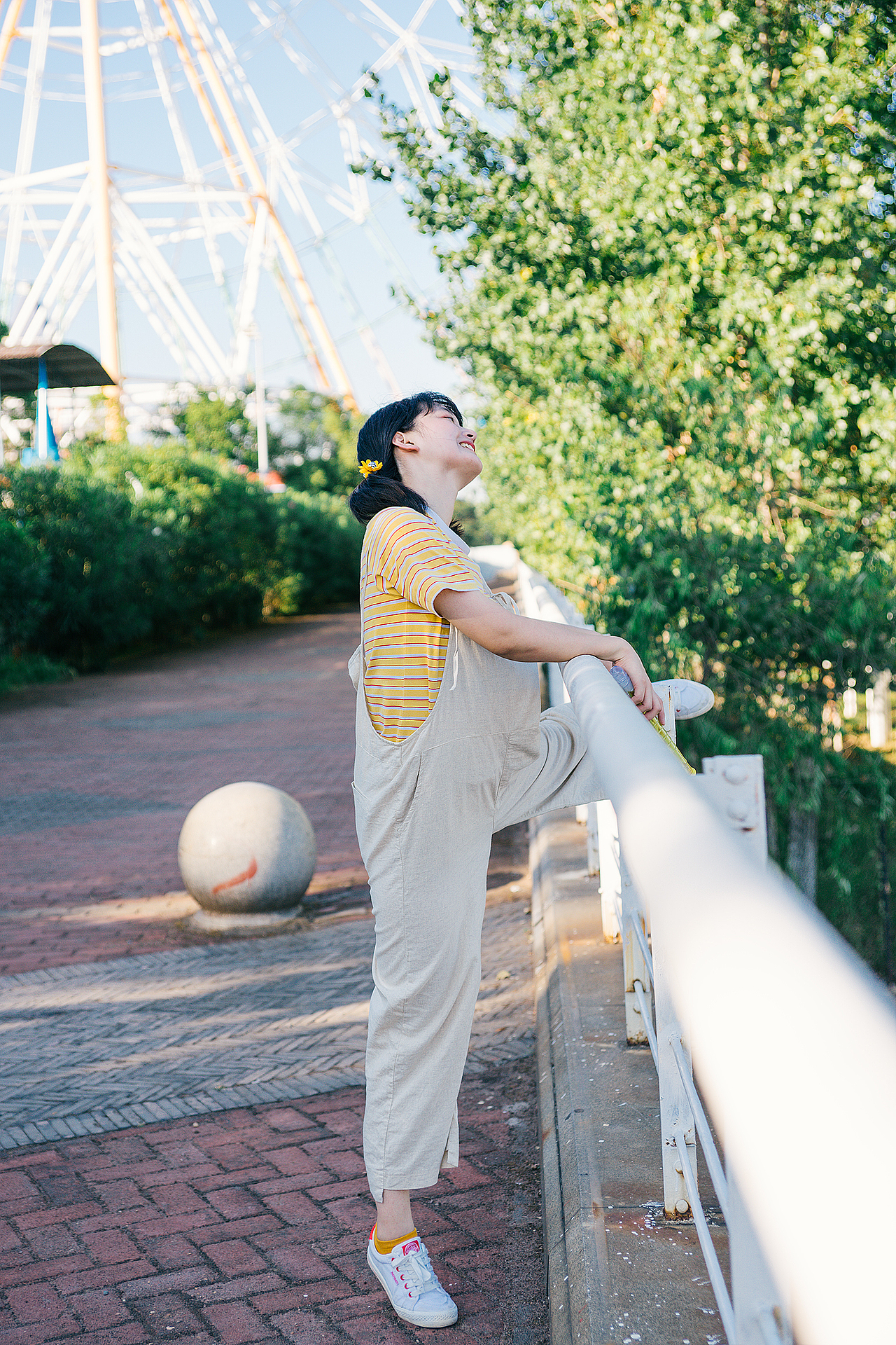 抓住夏日的清甜，我带你去游乐园