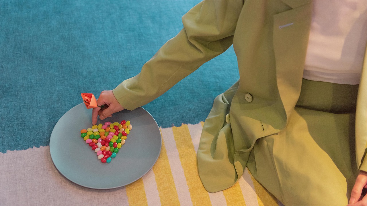 不想上班的彤彤