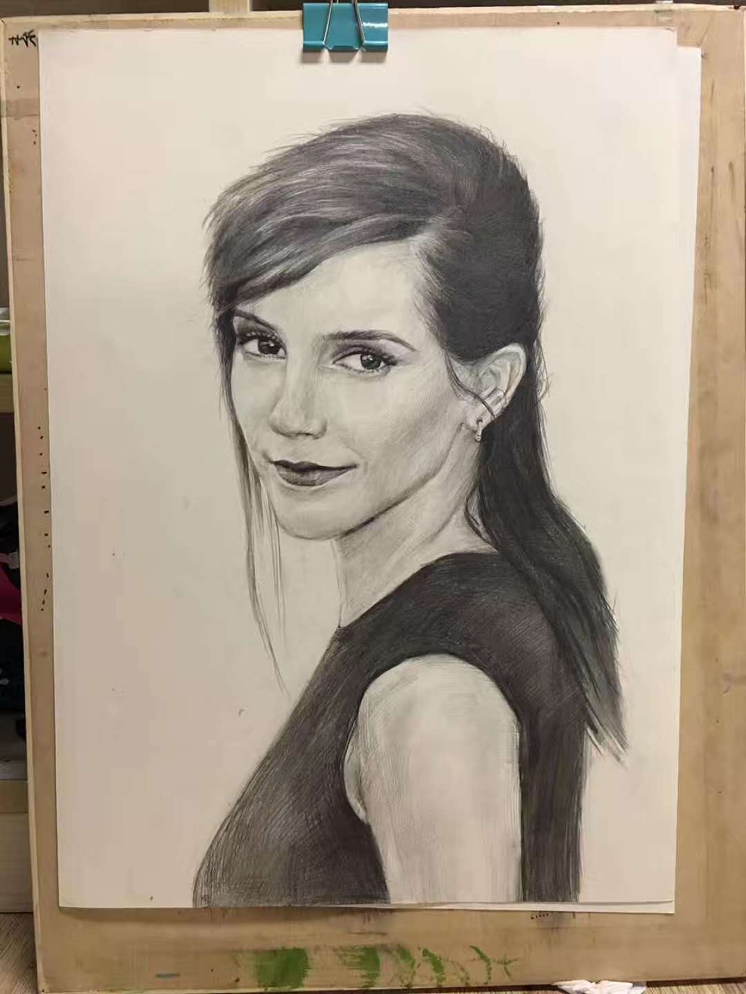 几年前的彩钱画。