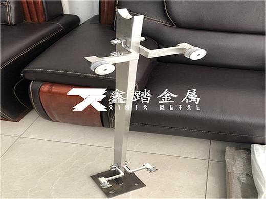 阳台不锈钢玻璃工程立柱、304不锈钢工程立柱