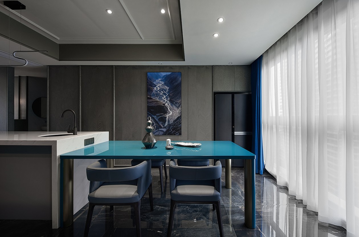 现代无主灯设计