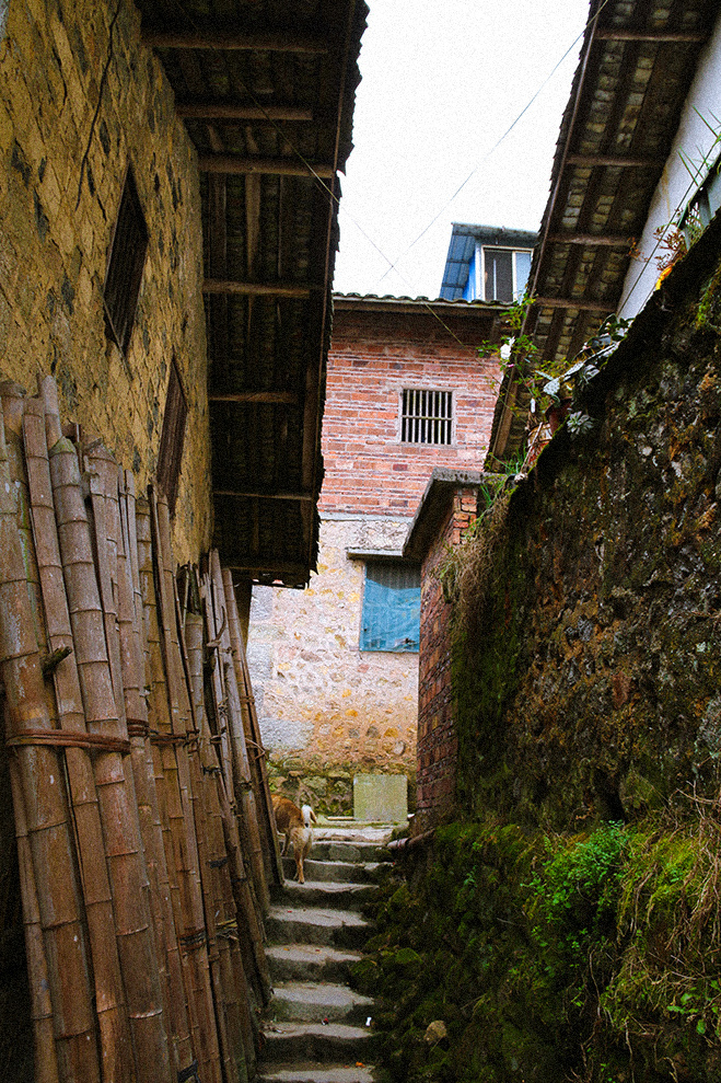 一个与世隔绝的小村庄