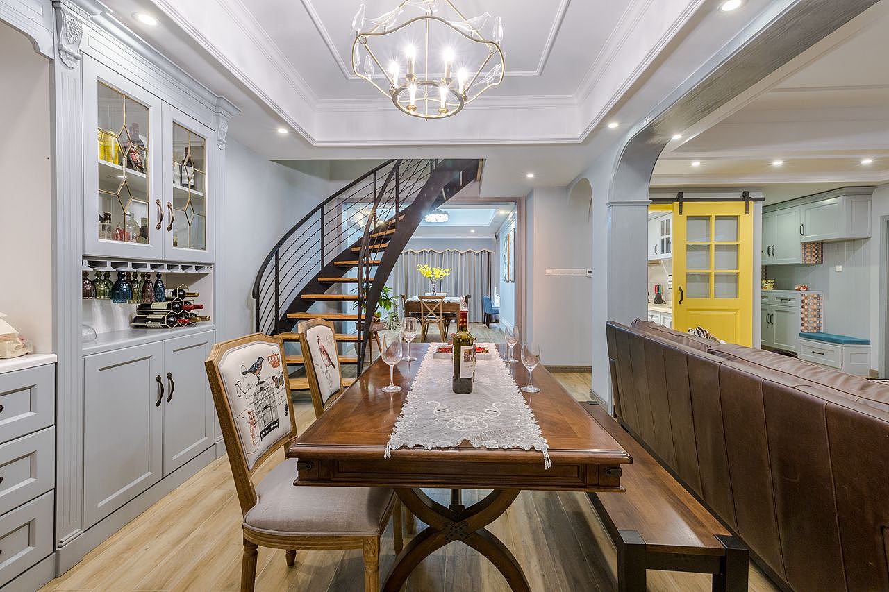 重庆龙湖南苑108平跃层美式混搭风格实景装修案例