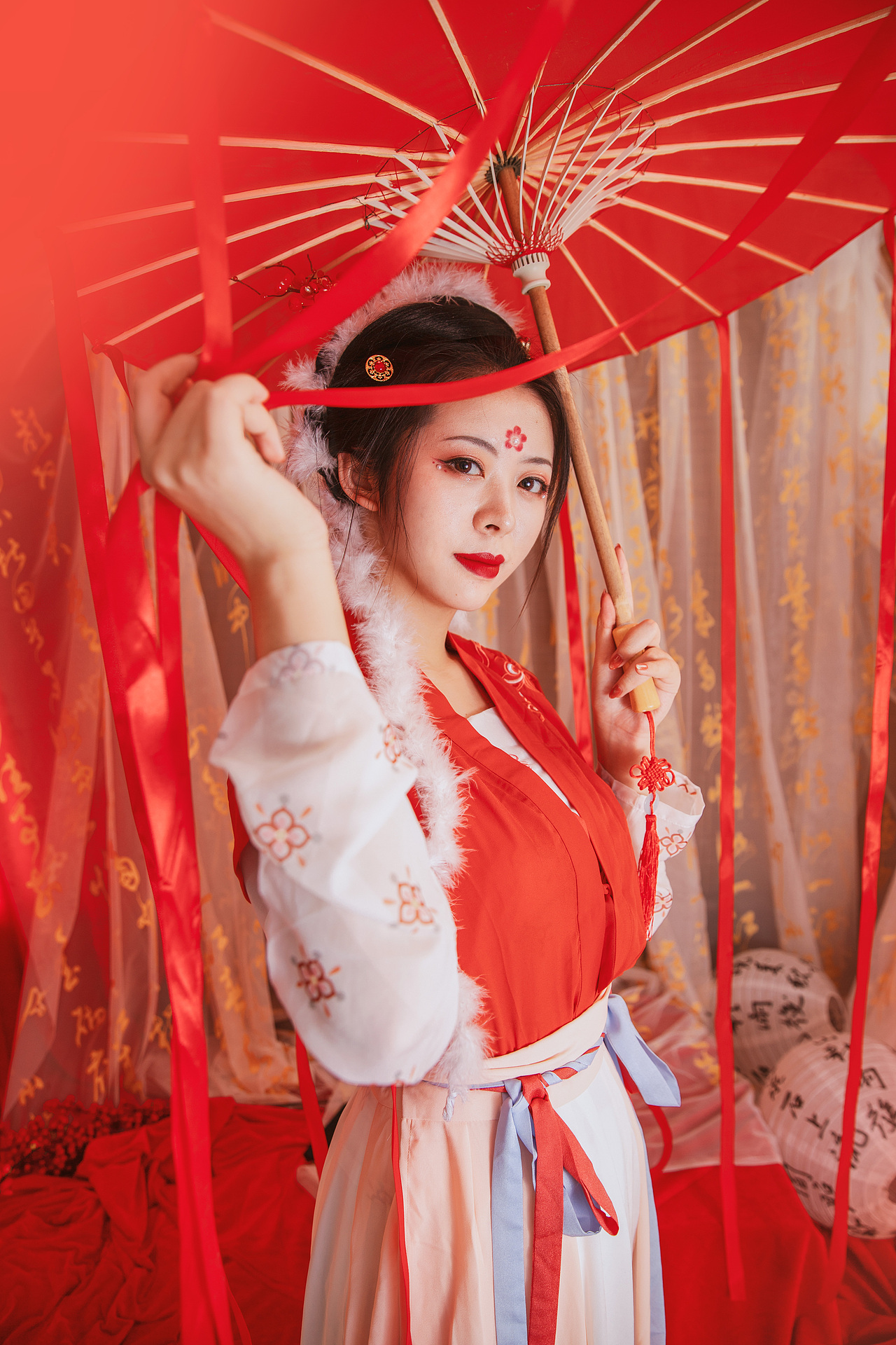 分享收藏致小艾琳云想古风人像摄影65添加表情喜欢ta的作品吗?