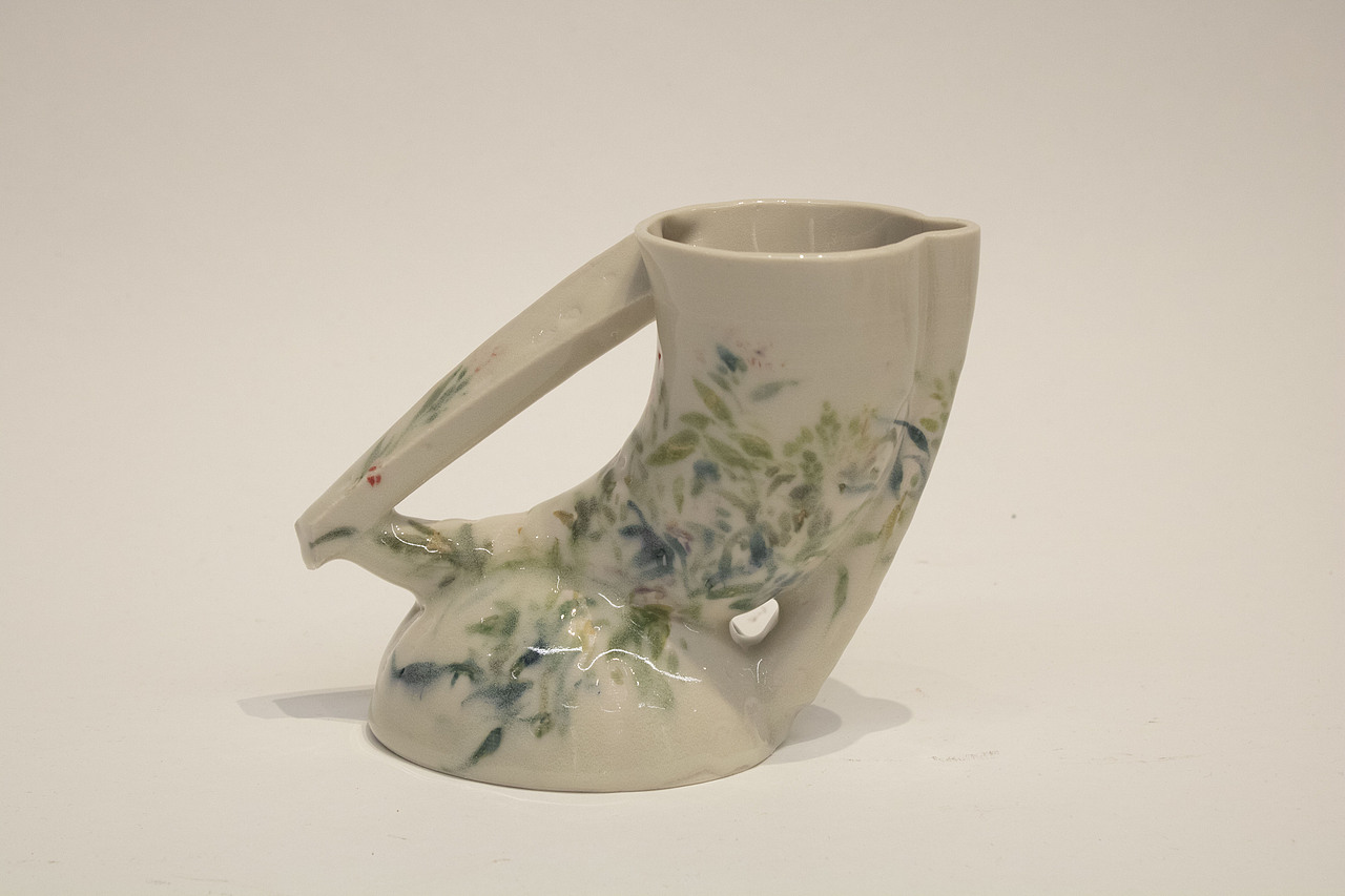 一组陶瓷容器·2021