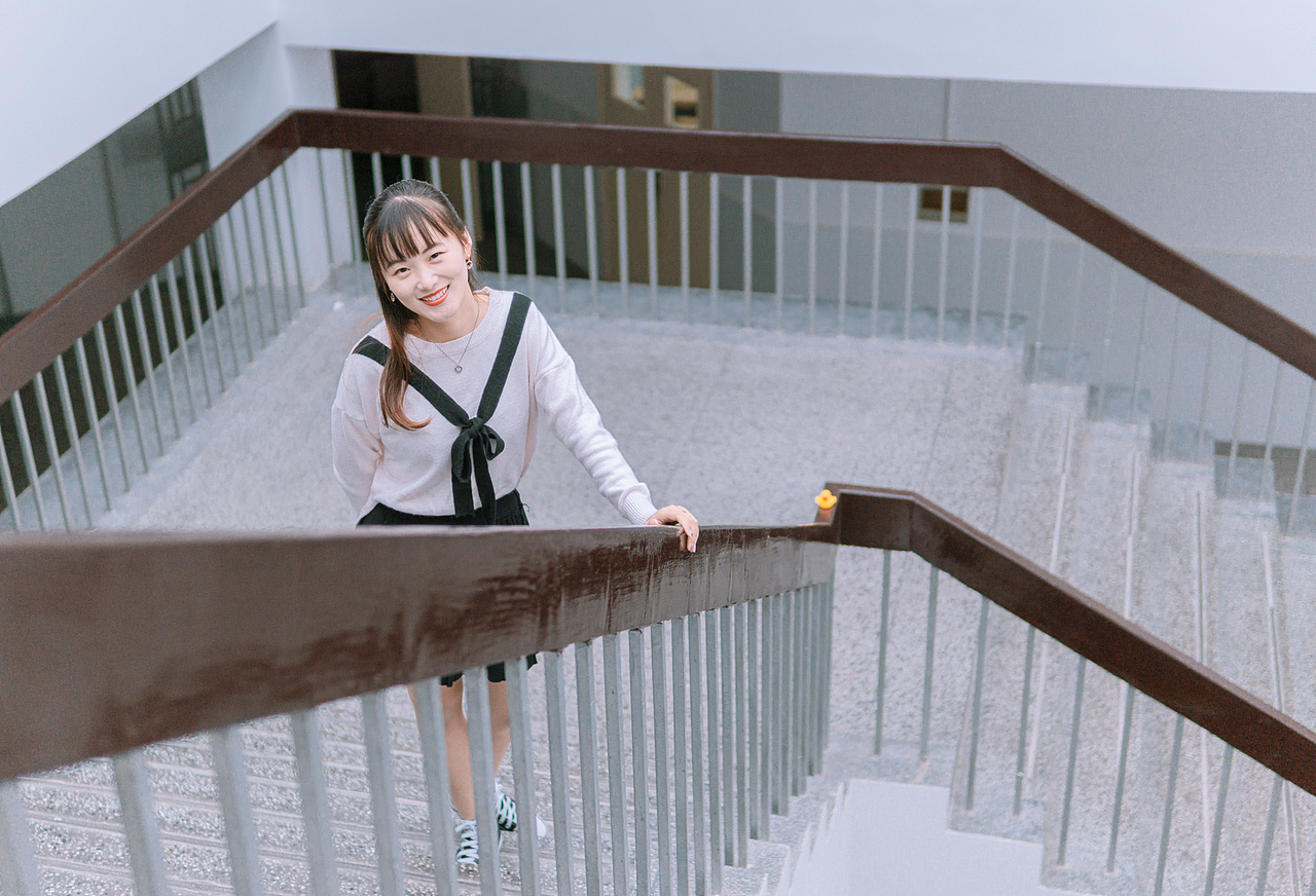 抓住夏天的尾巴（图ZMTc5NTQ0OTE2） - 人像摄影 - 站酷设计师小酒遇见猫原创素材 - 站酷ZCOOL