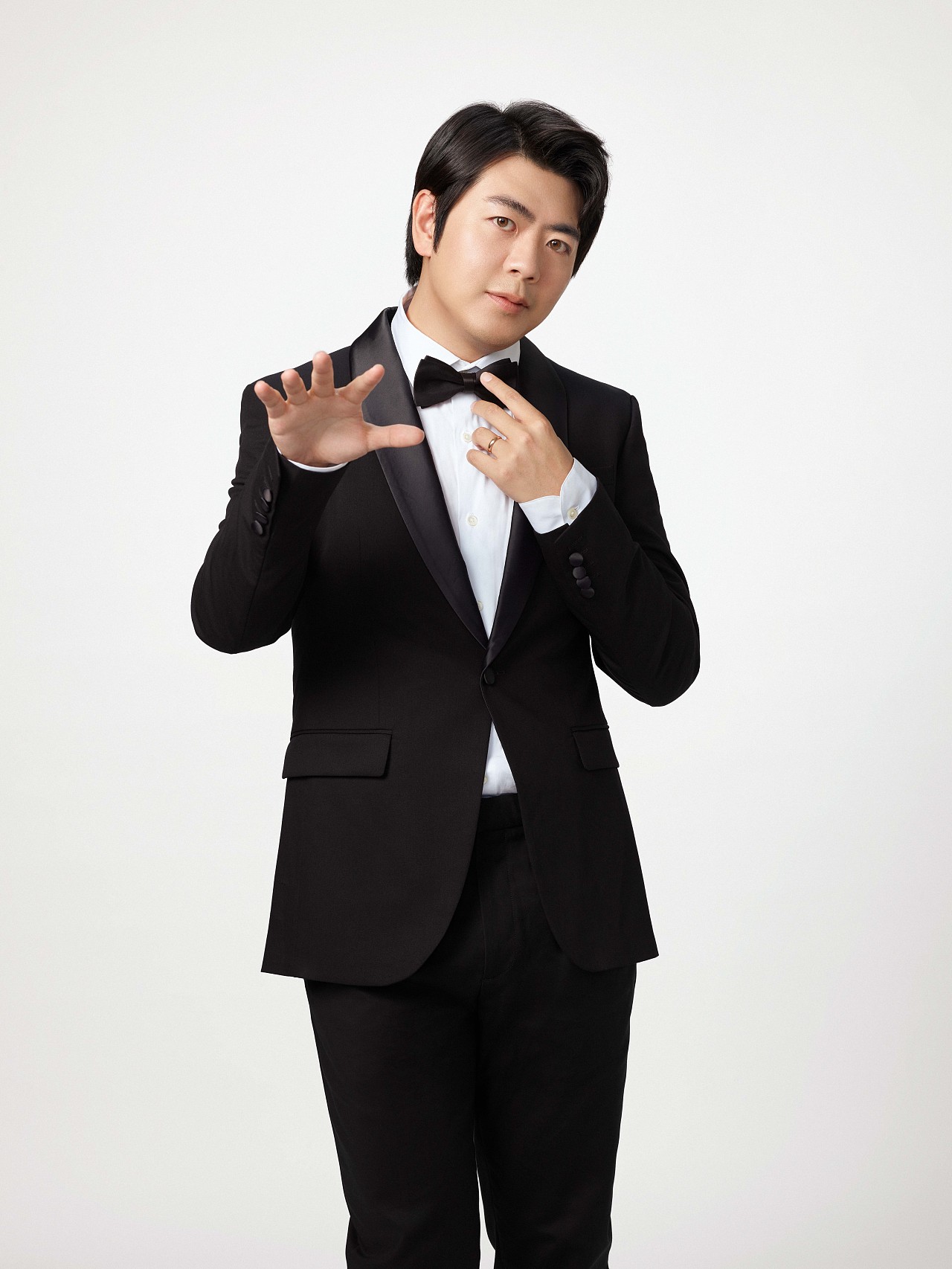 朗朗代言雅兰集团平面广告（图ZMjY1MDE1NzA4） - 海报 - 站酷设计师摄影师于贺原创素材 - 站酷ZCOOL