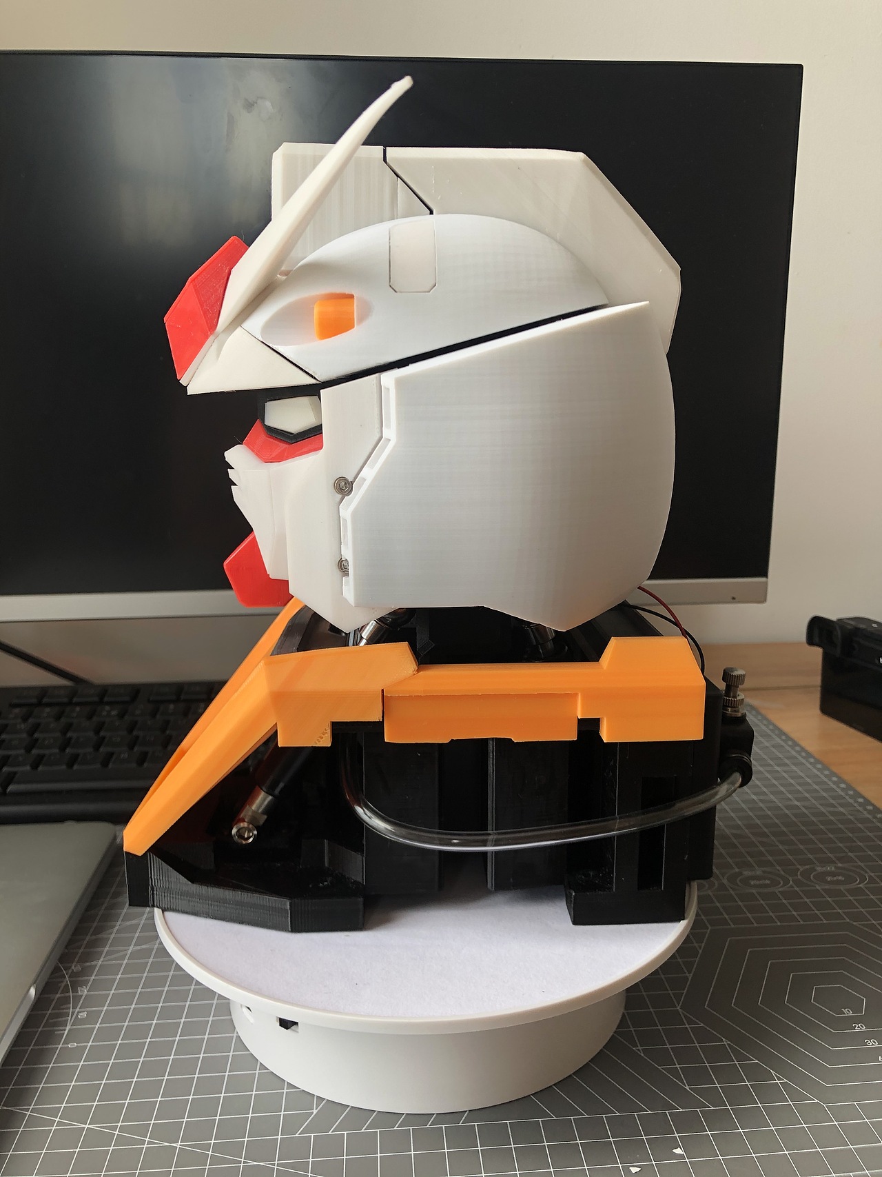 3D打印1:15元祖高達(dá)頭像(含內(nèi)構(gòu))（圖ZMjA5MDk3NDky） - 玩具 - 站酷設(shè)計(jì)師黑胡子原創(chuàng)素材 - 站酷ZCOOL