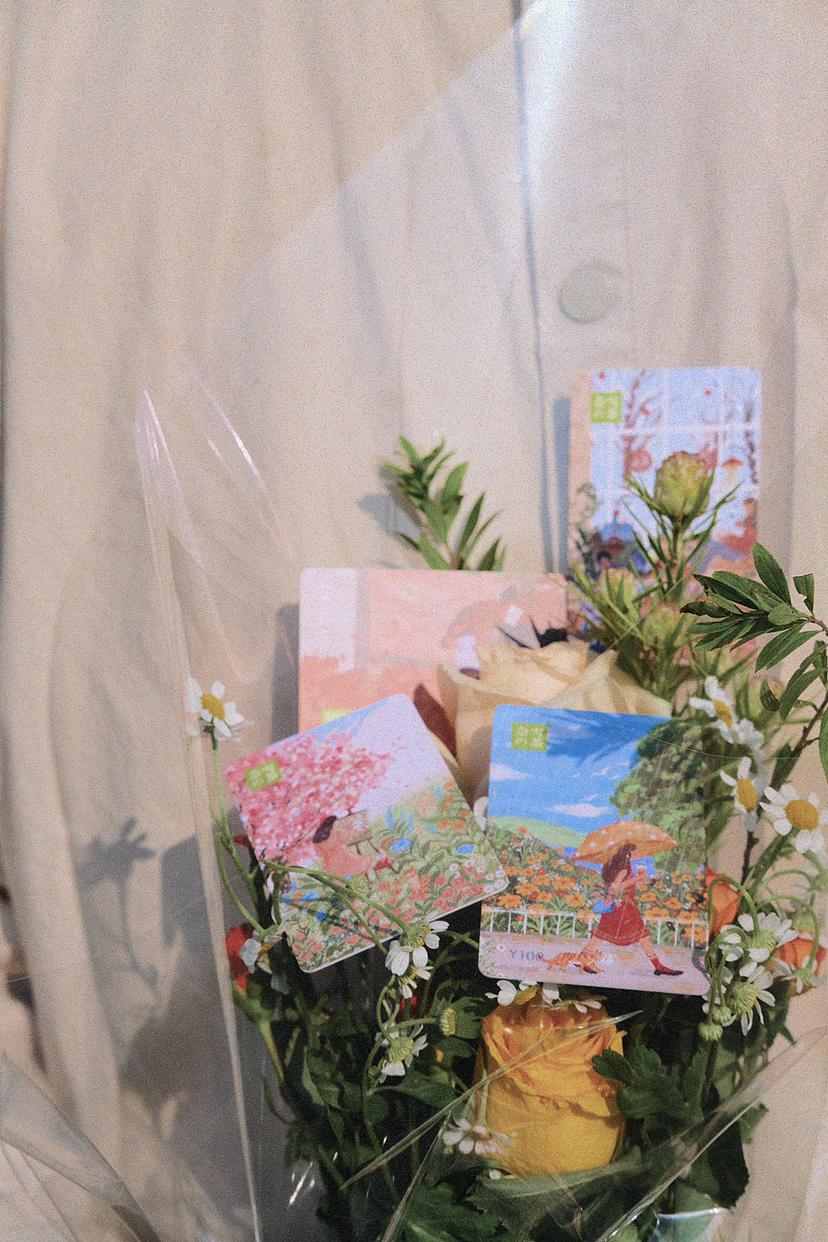 给奈雪设计的四季心意卡「四季连图」