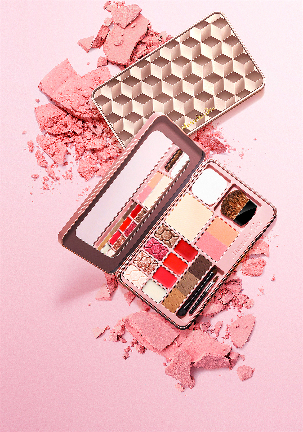 《小蜜坊》化妆品（图ZMTIwMjI3NzAw） - 产品摄影 - 站酷设计师Turing_Studios原创素材 - 站酷ZCOOL