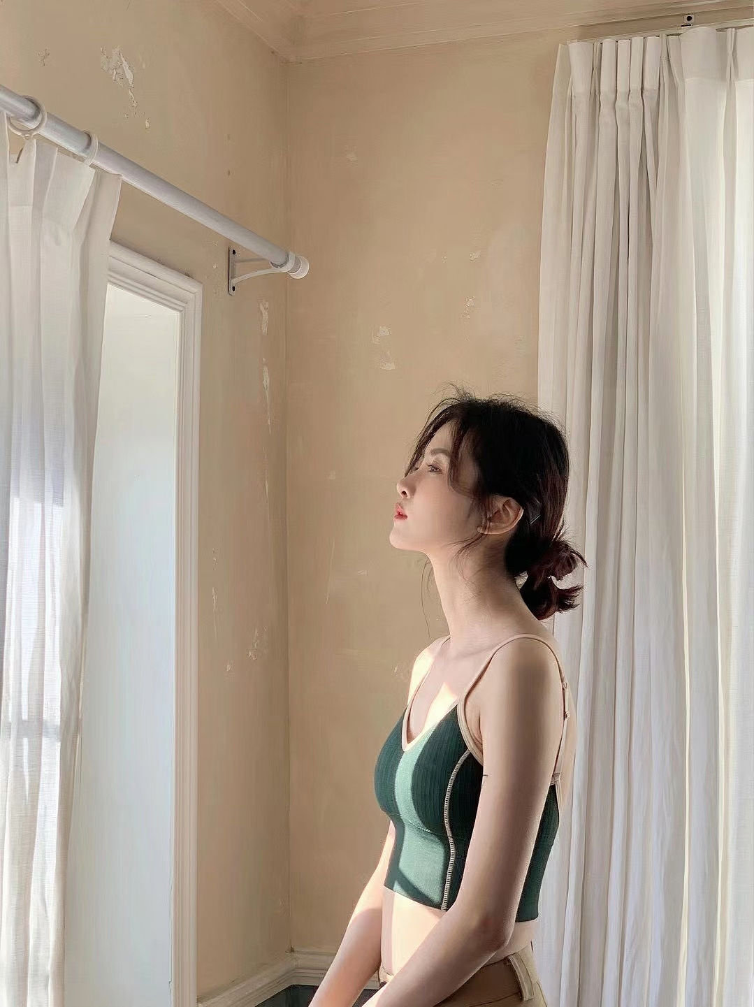 我们主要做淘宝,抖音,快手,小红书内容视频拍摄的