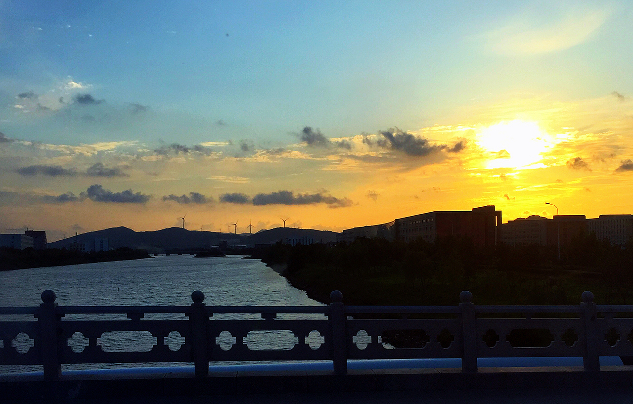 手机摄影by iphone6（图ZMzMxMTc3NzI=） - 其他摄影 - 站酷设计师scholar_roc原创素材 - 站酷ZCOOL