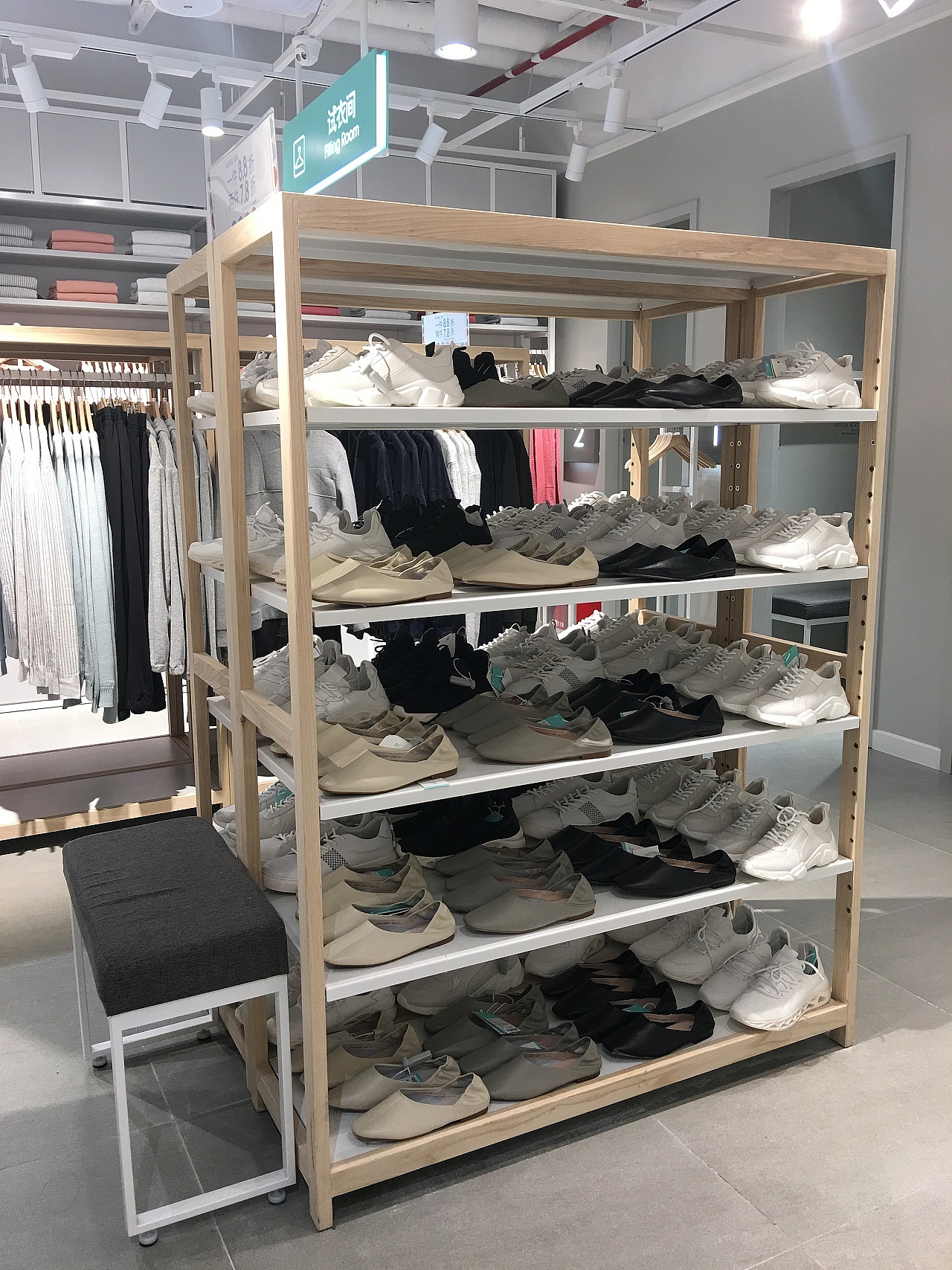 定做货架,饰品店货架,精品店货架,货架厂家直销