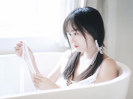 《轻私房人像》