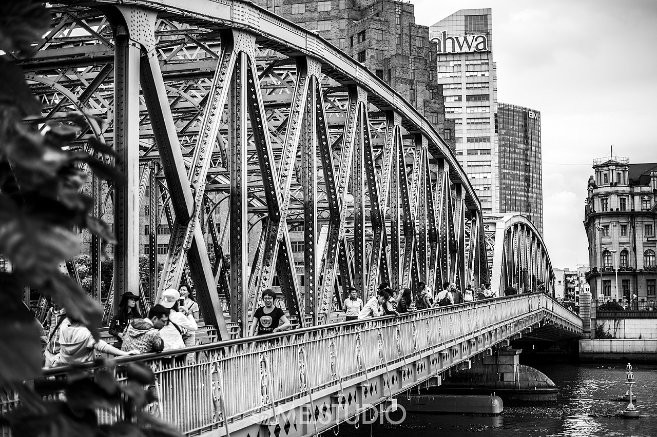 一组黑白随拍上海外滩