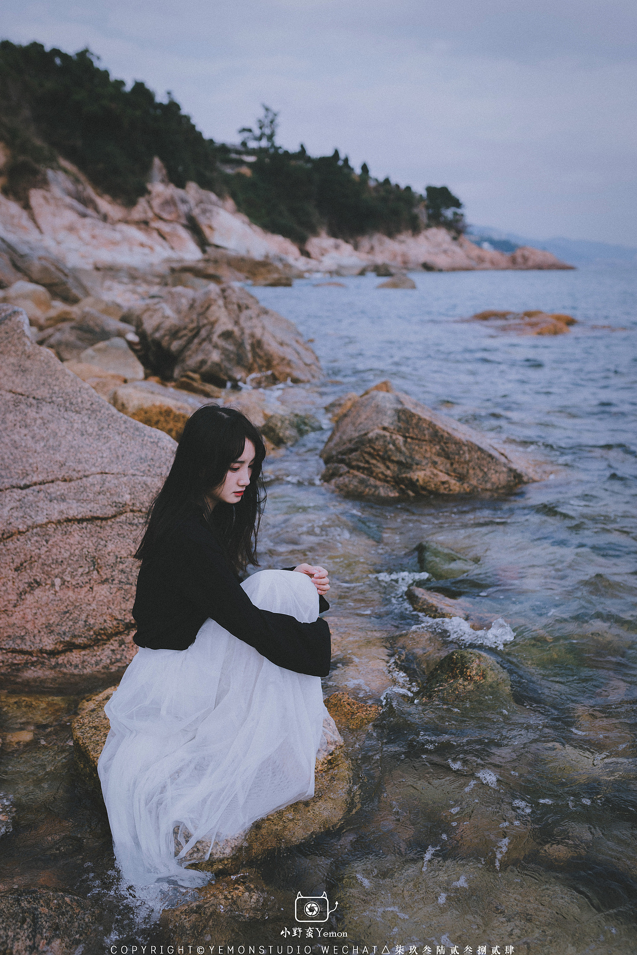 【情绪】我向月亮诉说 像海边凝视宇宙.