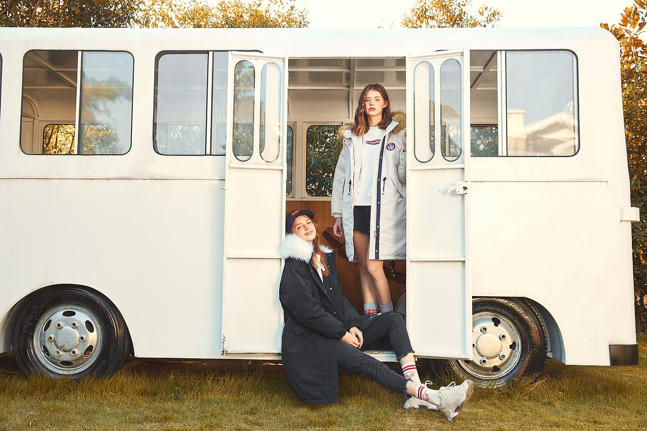 草地和阳光，外景女装拍摄（图ZMTgyMzI3NTI0） - 人像摄影 - 站酷设计师WaiTinG0417原创素材 - 站酷ZCOOL