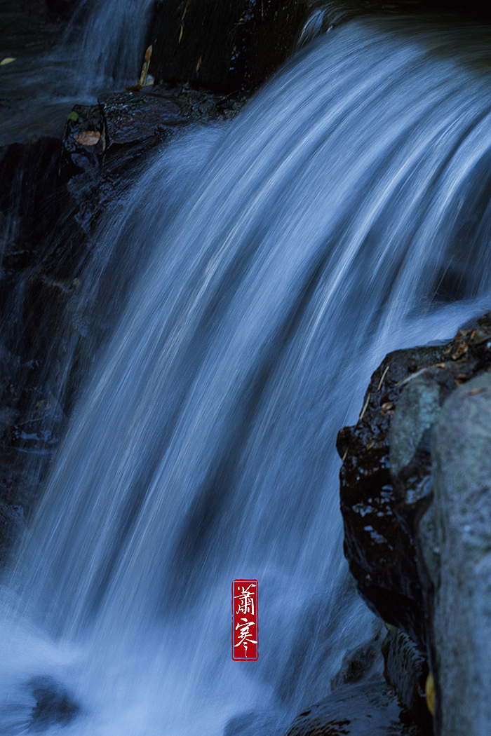 国风静物摄影 | 花雕醉蟹。（图ZMjc3NTg2NDgw） - 美食摄影 - 站酷设计师萧寒Jevil原创素材 - 站酷ZCOOL