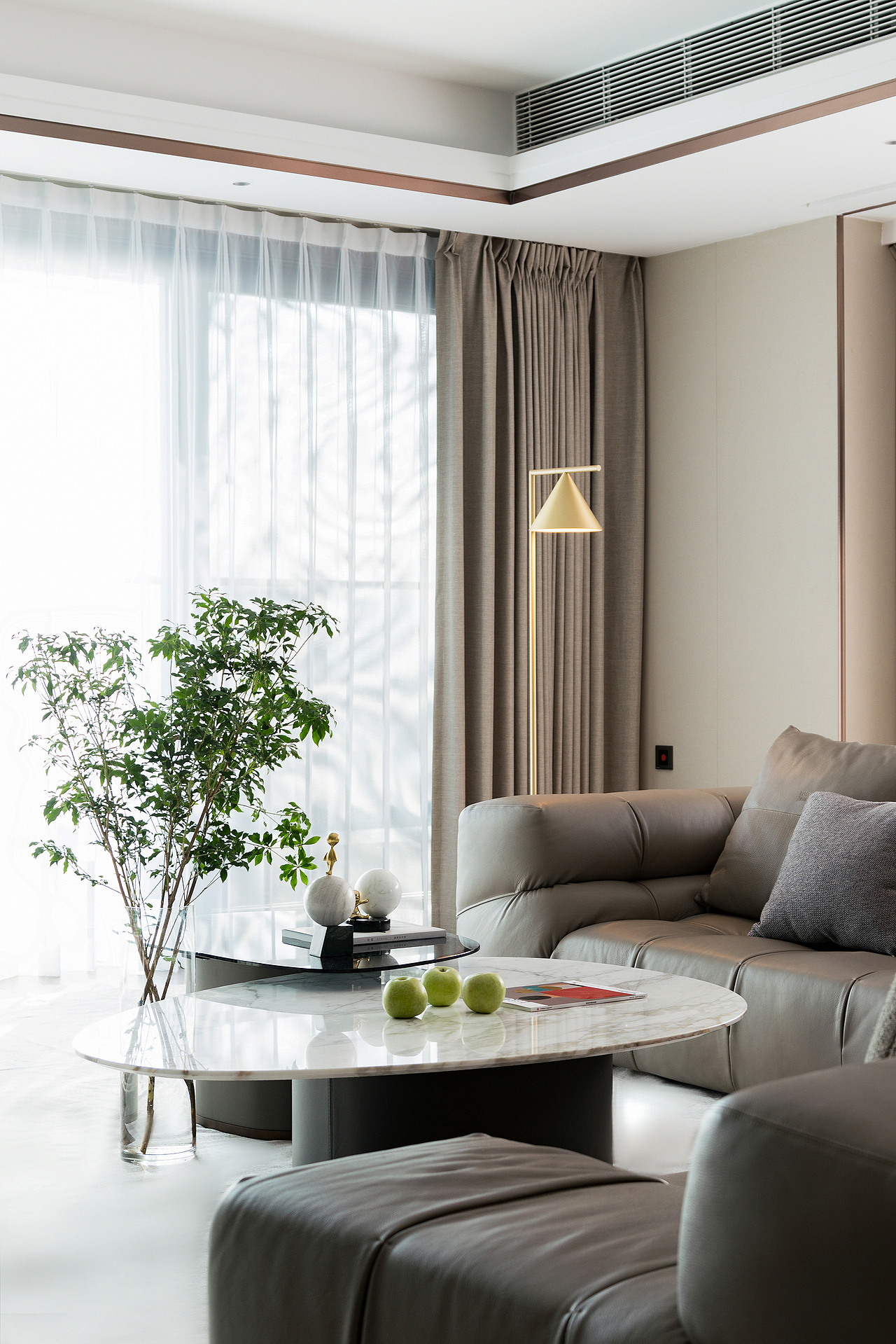 老鹰空间设计 ▏港式轻奢风，320平大平层室内设计（图ZMjE3NTgyMDQ0） - 家装设计 - 站酷设计师老鹰空间设计原创素材 - 站酷ZCOOL