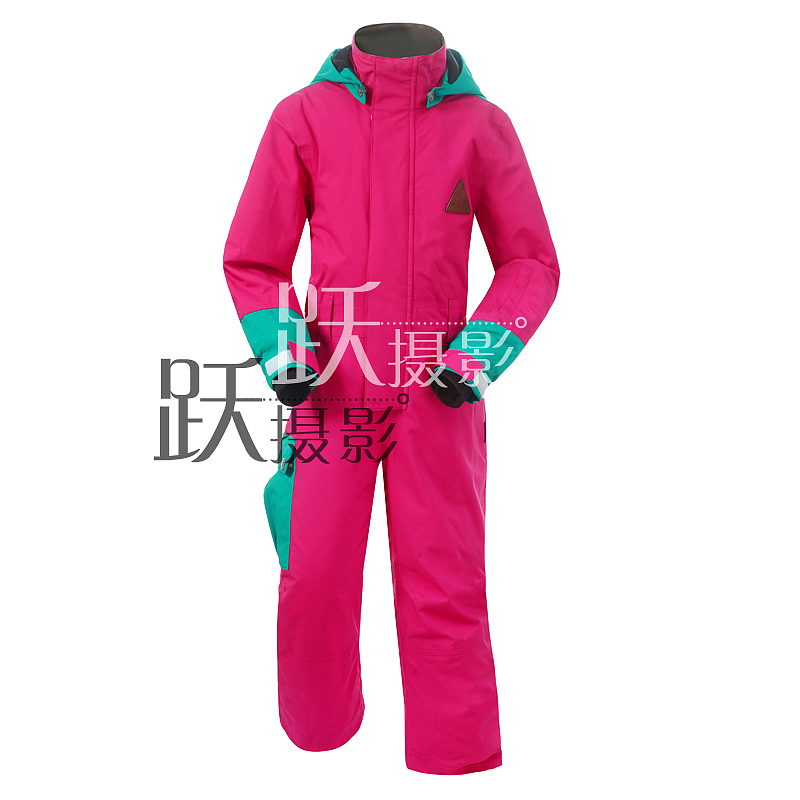 服装3D立体镂空效果拍摄 户外装羽绒服衬衫童装静物图