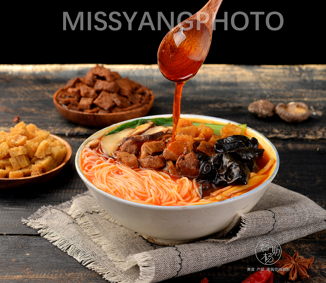 银涛滚雪浪 有味胜汤饼 西施米线--严厨酸菜鱼拍摄（图ZMTg4OTU3NDgw） - 产品摄影 - 站酷设计师密斯杨摄影原创素材 - 站酷ZCOOL