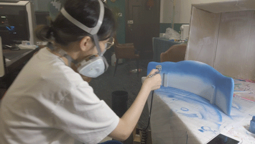 星空背景喷漆上色