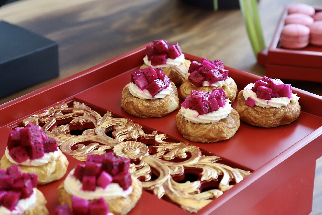 新中式红色系下午茶会议茶歇