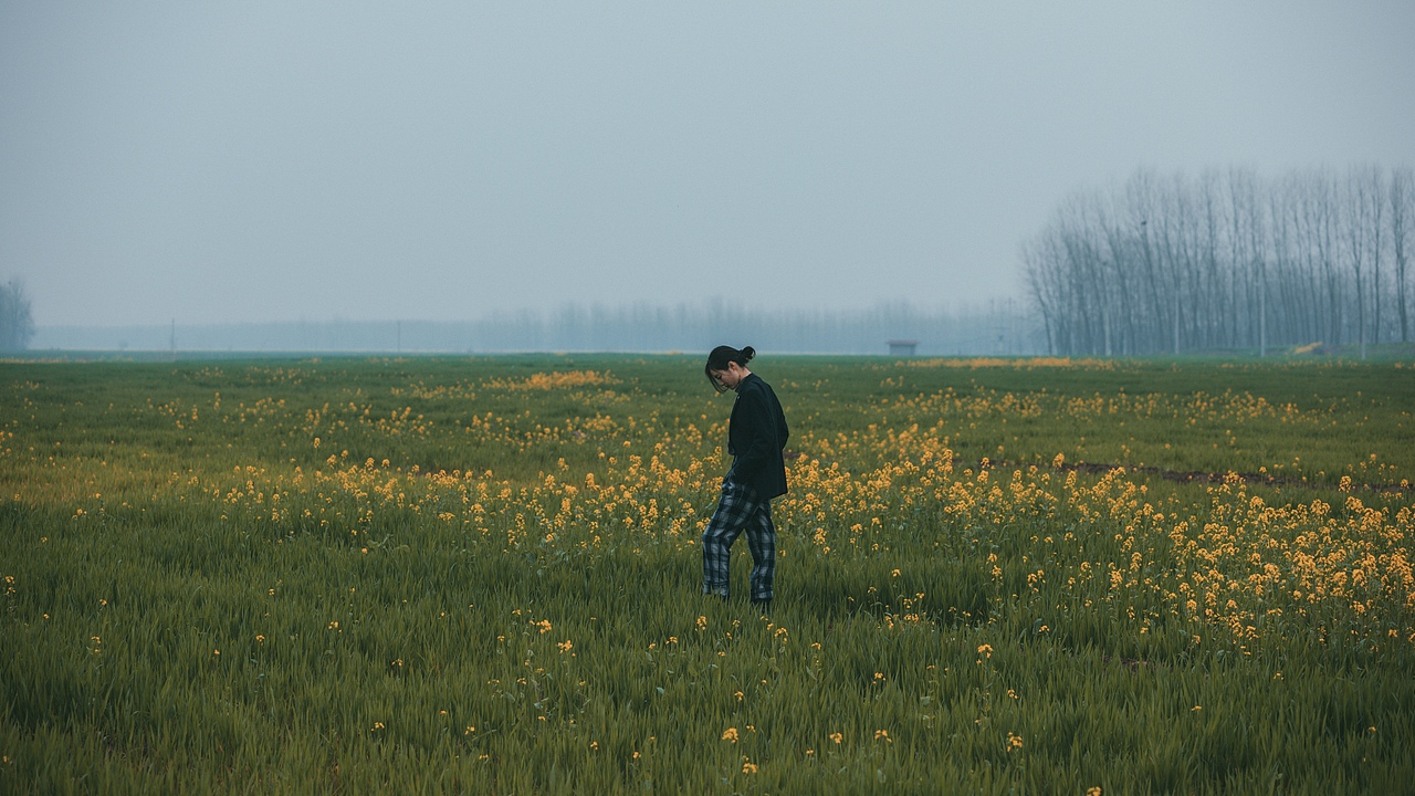 油菜花，春暖花开（图ZMTk4OTk4OTI4） - 人文/纪实摄影 - 站酷设计师拾光朝圣者原创素材 - 站酷ZCOOL