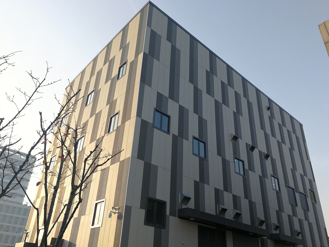 北新集团北京总部大厦ktc外墙挂板案例分享