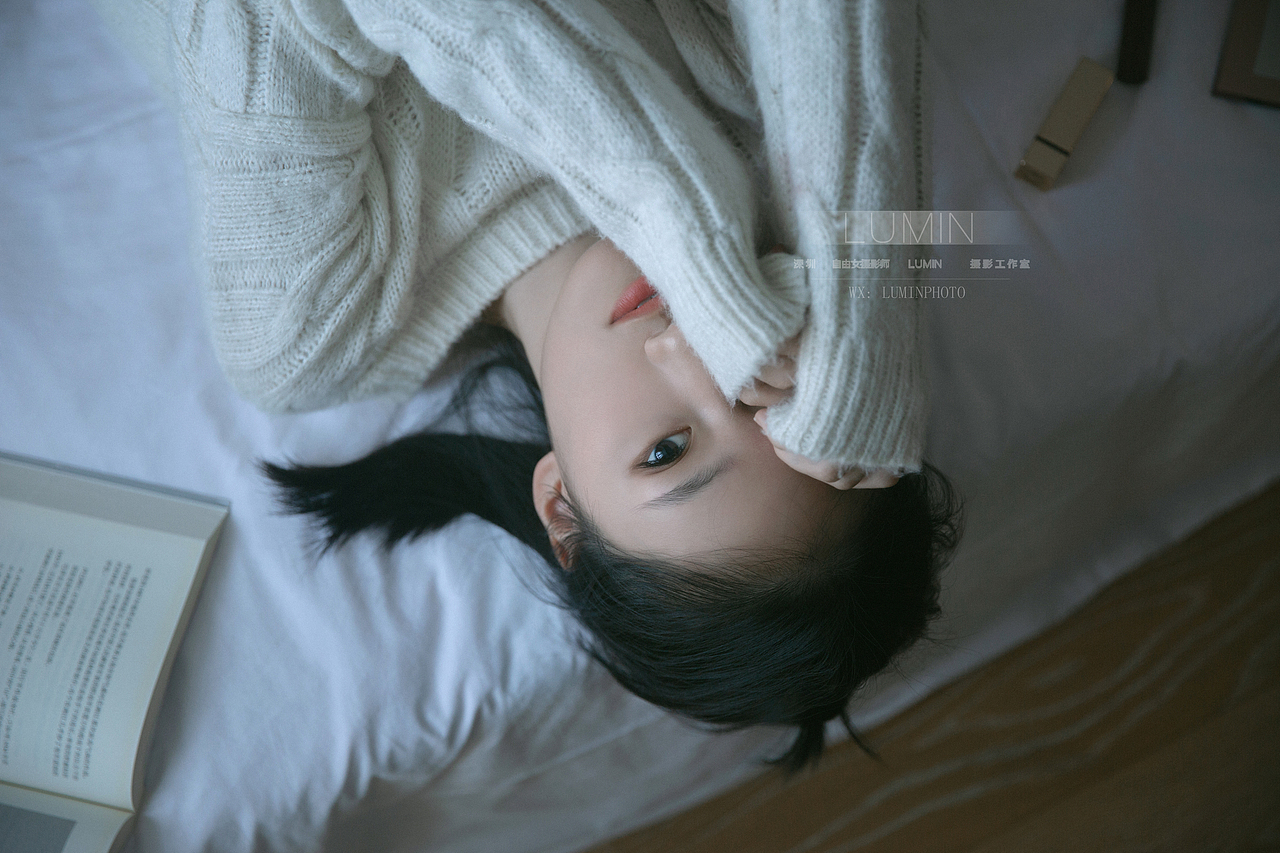 居家毛衣写真 暗调情绪写真 深圳（图ZMjI4MjkyNjA4） - 人像摄影 - 站酷设计师深圳女摄LUMIN原创素材 - 站酷ZCOOL