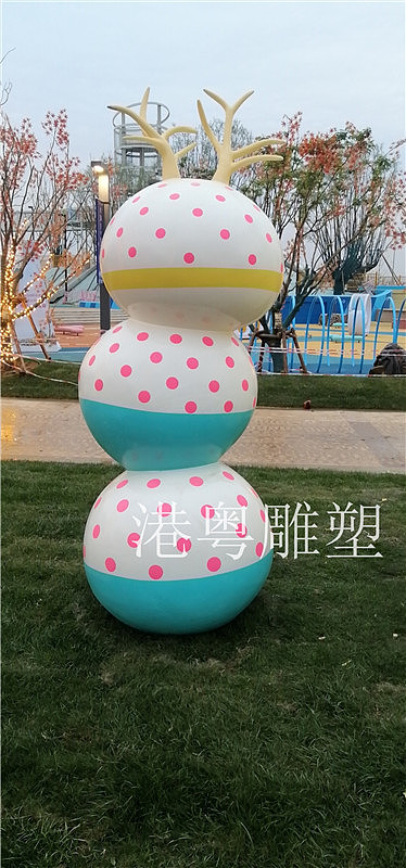 圣诞节彩绘糖果糖果屋造型玻璃钢形状雕塑草坪树脂摆件