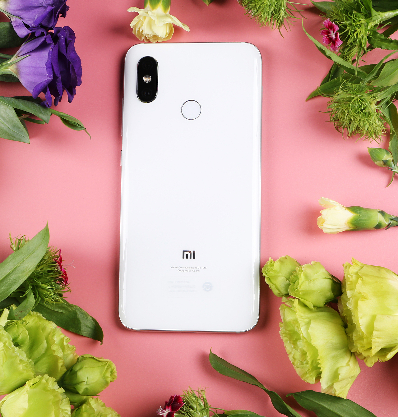 小米8实拍（图ZMTE3MjQ2MzA0） - 产品摄影 - 站酷设计师宜萱1955915131原创素材 - 站酷ZCOOL