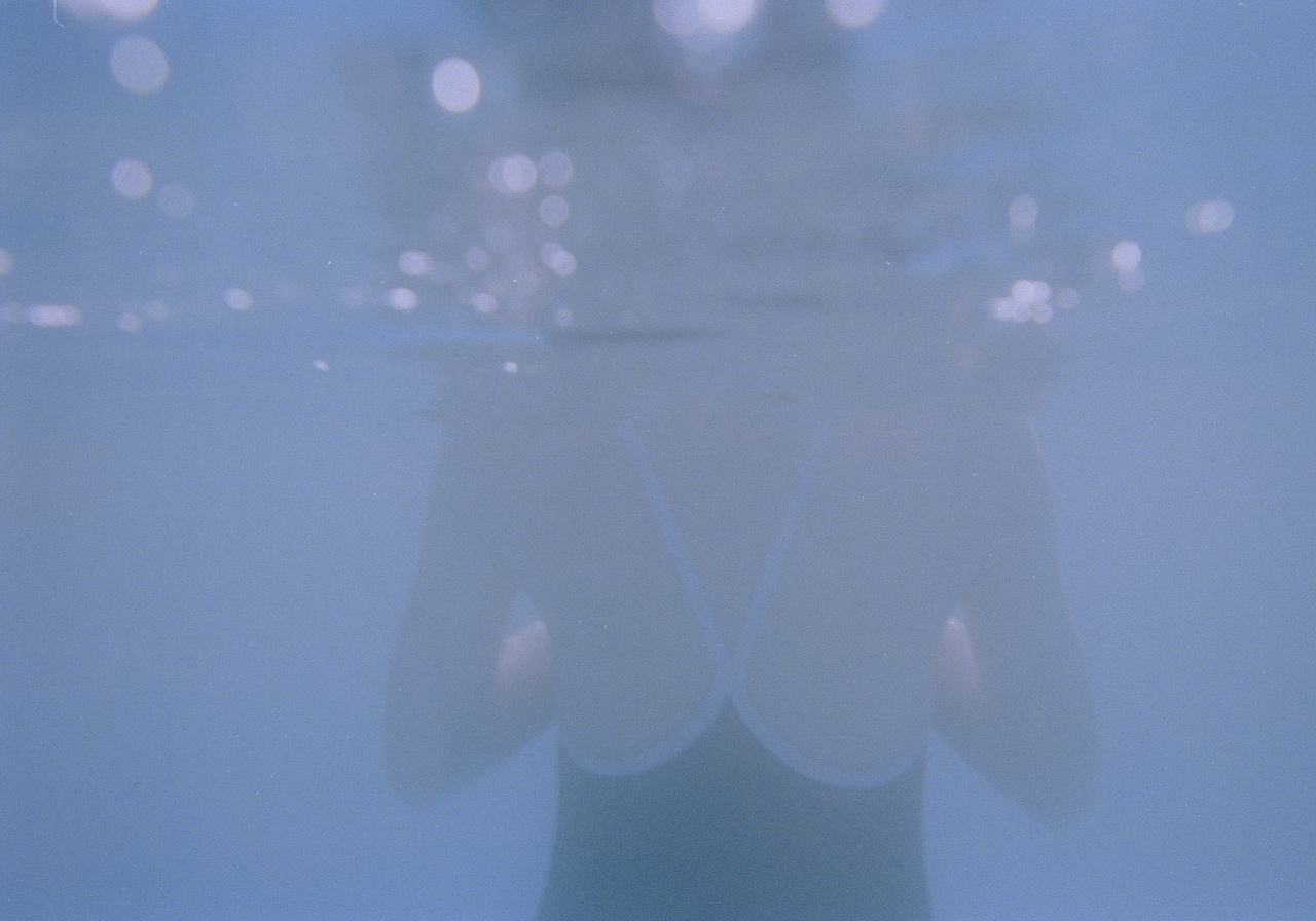 夏 日 記 錄（图ZODgzMDE2MDg=） - 人像摄影 - 站酷设计师吴足球原创素材 - 站酷ZCOOL