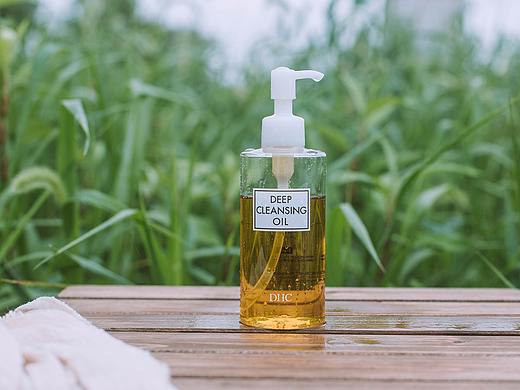 陰天真是一點(diǎn)光影都么有呢（個(gè)人主頁(yè)-ZMjg4NjkyNjg=） - 產(chǎn)品攝影 - 站酷設(shè)計(jì)師zqqxsnh原創(chuàng)素材 - 站酷ZCOOL