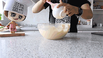 全蛋海绵杯子蛋糕